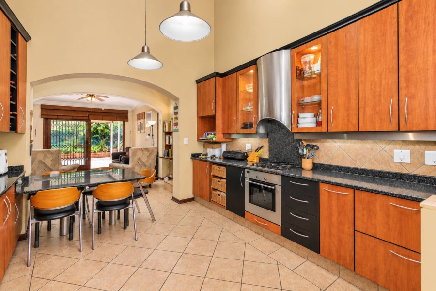 5 Bedroom Property for Sale in Schoemansville North West